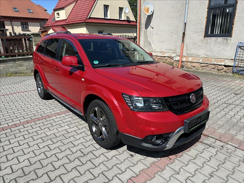 Fiat Freemont 2,0 CROSS 4x4 AUTOMAT - fotografie inzerátu