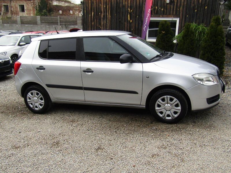 Škoda Fabia (2008) 1.4 TDI  59kW - fotka 8 z 32