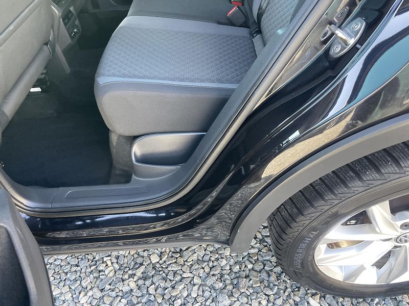 Volkswagen Tiguan 2.0TDi 150PS 4x4 DSG 179TKM 1A - fotka 100 z 131