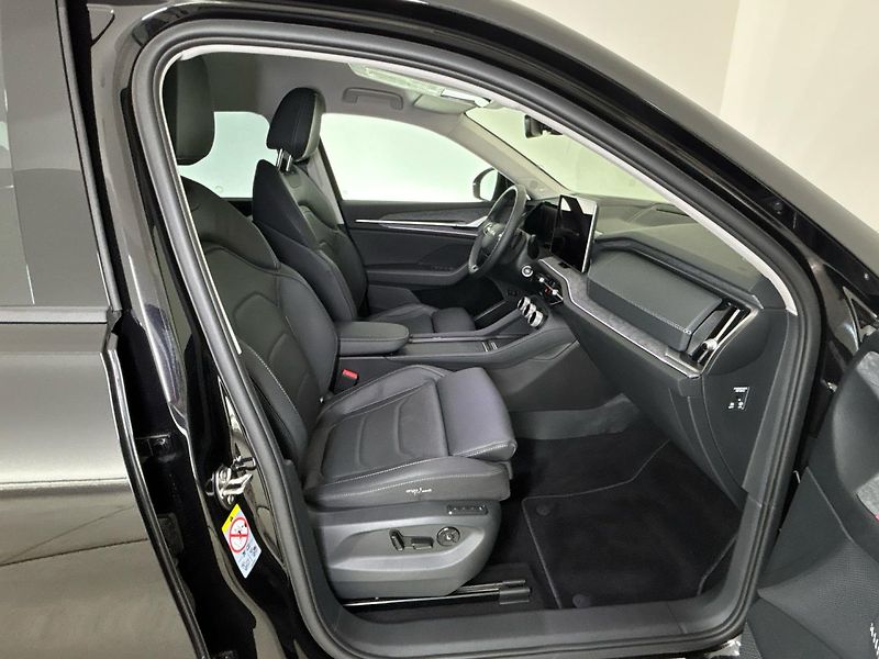 Škoda Kodiaq Exclusive Selection 4x4 - fotka 9 z 31