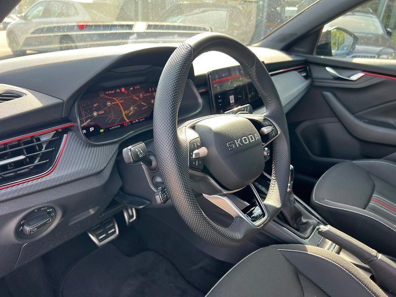 Škoda Scala Monte Carlo 1,5 TSI 110 KW DSG - fotka 10 z 28