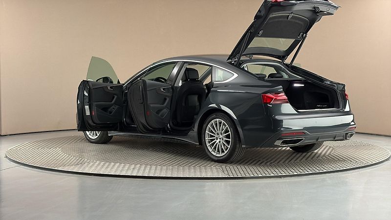 Audi A5 2.0 40TDI Quattro S Tronic Spo - fotka 7 z 31