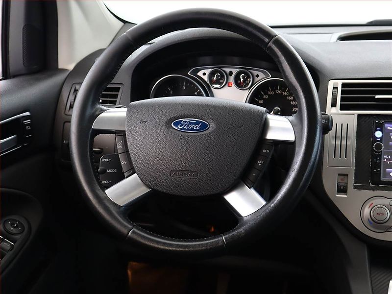 Ford Kuga (2009) 2.0 TDCi, 4X4, Serv.kniha - fotka 13 z 17