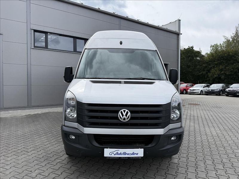 Volkswagen Crafter 2,0   105kW,PLOŠINA,1.MAJ,SERV - fotka 2 z 23