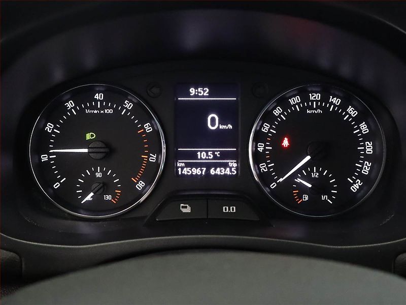 Škoda Roomster (2011) Style 1.2 TSI, Serv.kniha - fotka 8 z 10