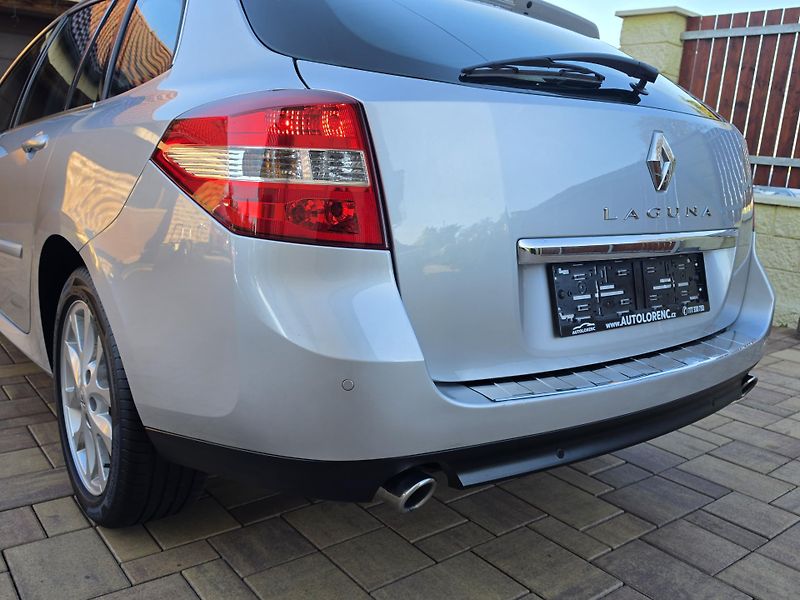 Renault Laguna 2.0dCi 150PS*DYNAMIQUE*2xSADA* - fotka 22 z 40