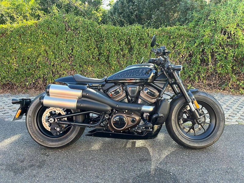 Harley-Davidson (2022) RH 1250S Sportster S - fotka 3 z 12