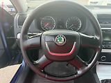 Škoda Octavia (2011) 1.6 TDi, ČR, AC, temp - náhled 12