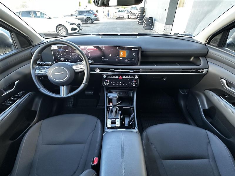 Hyundai Tucson 1,6 T-GDI STYLE DCT - fotka 12 z 16