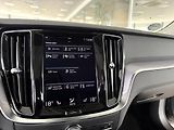 Volvo V60 B3 AUT*120kW*KeyLess*LED*Kamer - náhled 24