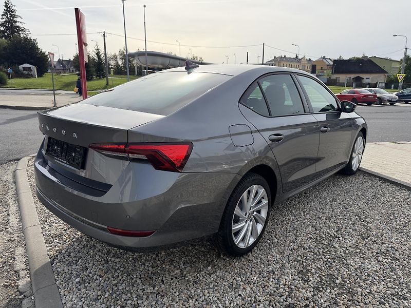 Škoda Octavia IV 2,0 TDi - Ambition PLUS - fotka 7 z 86