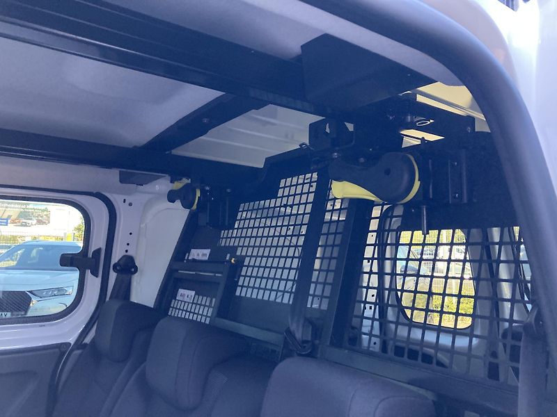 Toyota ProAce City ACTIVE CREWCAB 1.5 D-4D 96 kW - fotka 19 z 19