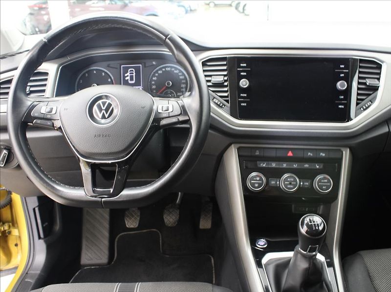 Volkswagen T-Roc 1,5 TSi 110kW DPH Bezklíč ČR - fotka 8 z 14