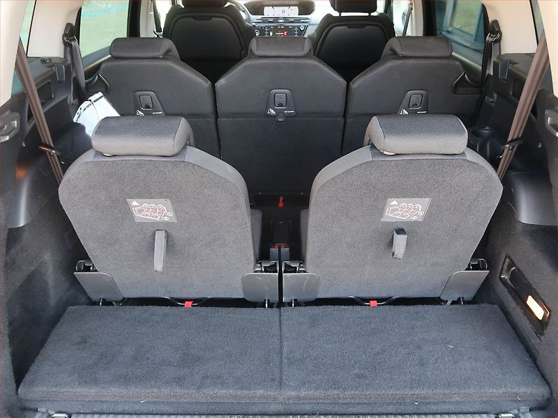 Citroën C4 Picasso (2015) 1.6 HDi, 7 míst, Navi - fotka 20 z 22