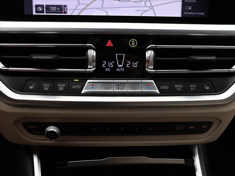 BMW Řada 3 2,0 320d 140kW XDrive Aut. DPH - fotka 20 z 31
