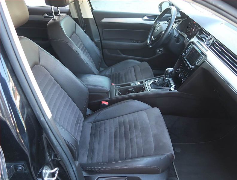 Volkswagen Passat (2016) Highline 2.0 TDI 4Motion, 4X4 - fotka 9 z 20