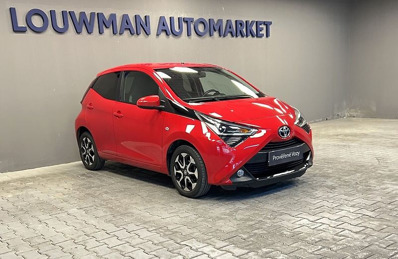 Toyota Aygo 1.0 VVT-i AT Style - fotka 12 z 15
