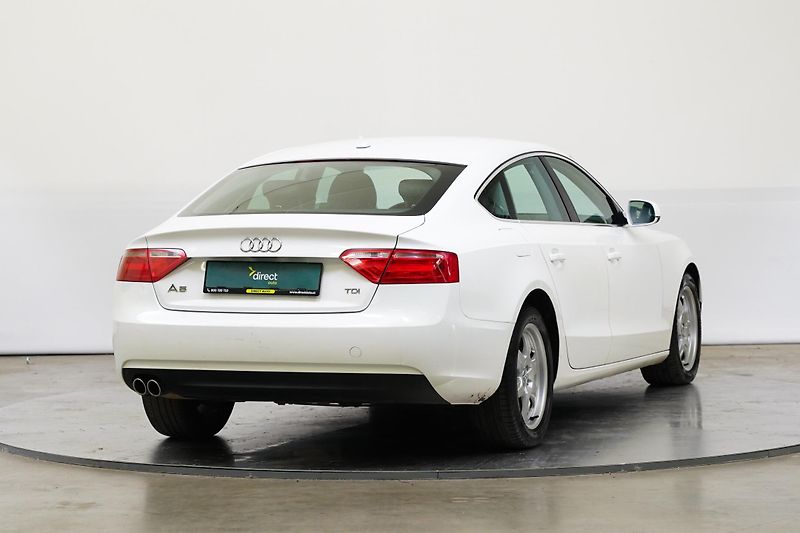 Audi A5 - fotka 2 z 23