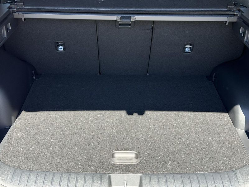 Kia Sportage 1,6 T-GDi  4x2 HEV AT Exclusiv - fotka 9 z 9