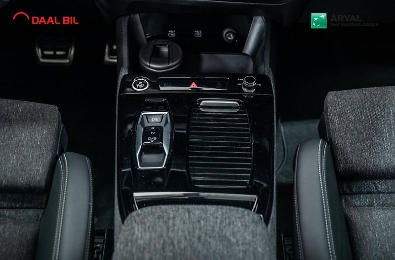 Audi Q6 e-tron Quattro S-line 100kWh Pano - fotka 10 z 24