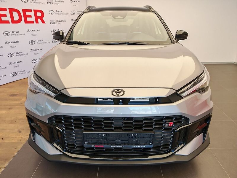 Toyota Corolla Cross 2.0 Hybrid ( 178 k ) 4x4 GR SP - fotka 2 z 42