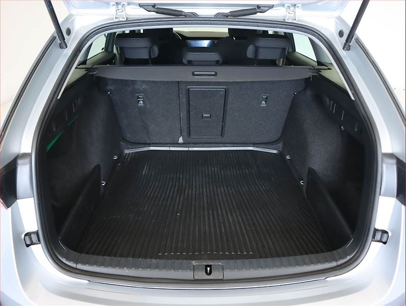 Škoda Octavia (2022) Ambition 2.0 TDI - fotka 14 z 19