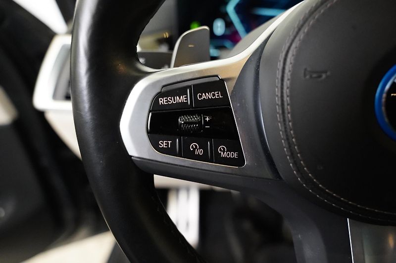 BMW X5 - fotka 16 z 30