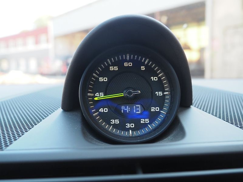 Porsche Panamera (2017) 4 E-Hybrid Sport - fotka 42 z 44