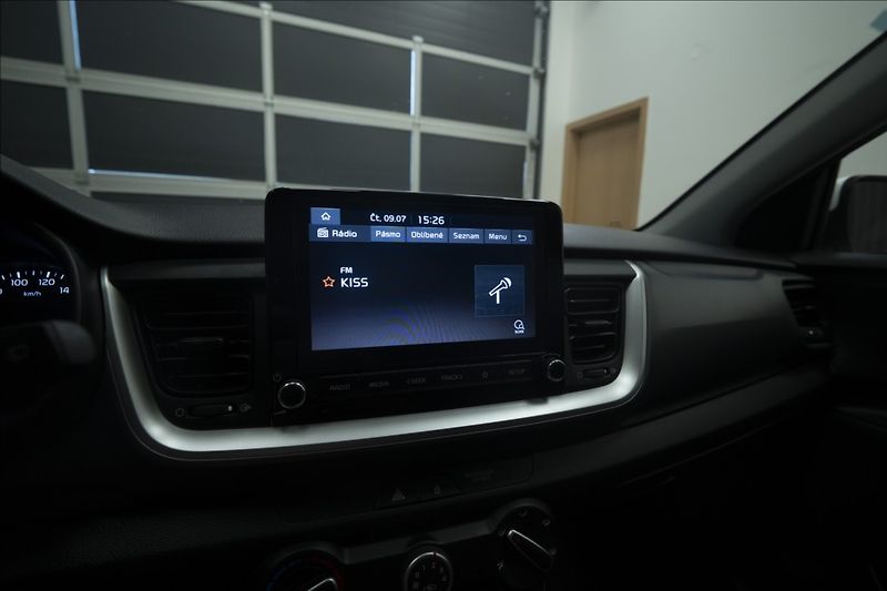Kia Stonic 1,2 CVVT 1. MAJITEL ČR DPH - fotka 26 z 32