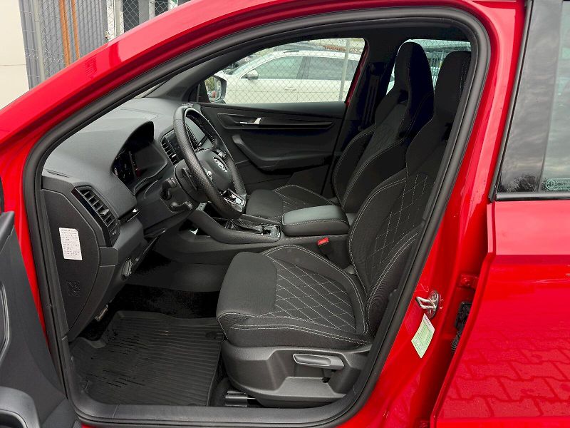 Škoda Karoq (2023) 1.5 TSI 110 kW DSG SportLine - fotka 7 z 25