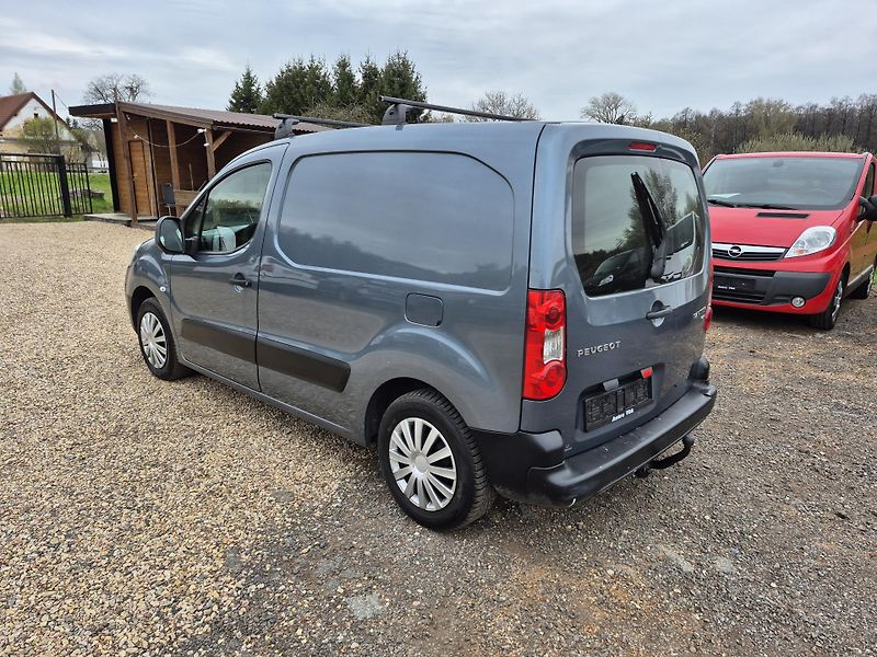 Peugeot Partner (2009) 1.6Hdi 3místa - fotka 7 z 22
