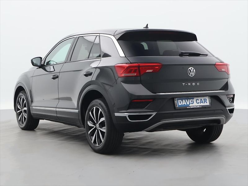 Volkswagen T-Roc 1,0 TSI Virtual LED Webasto - fotka 5 z 29