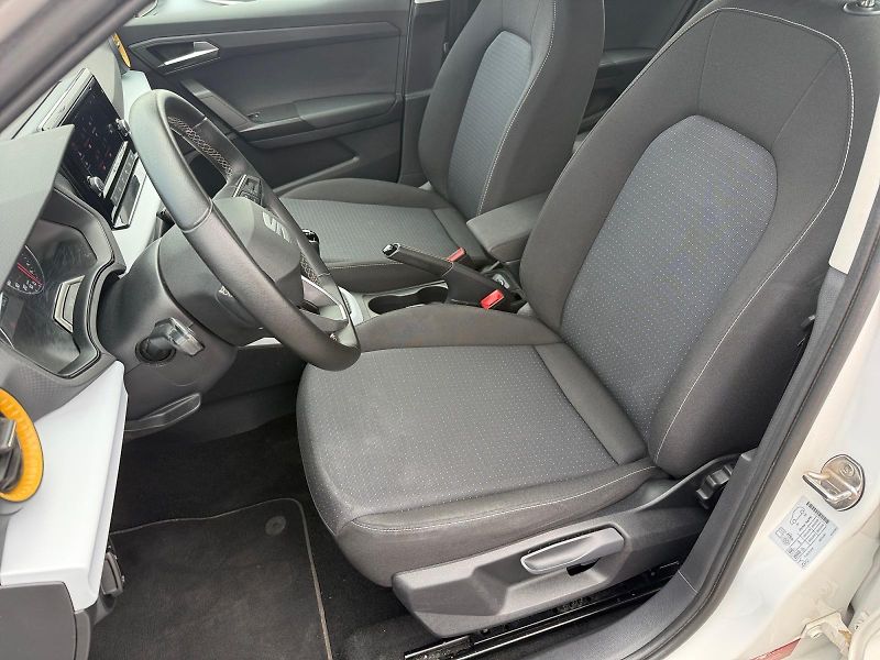 Seat Arona (2022) STYLE 1.0TSI 70kW CZ DPH - fotka 7 z 11