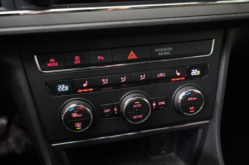 Seat Leon - fotka 23 z 26