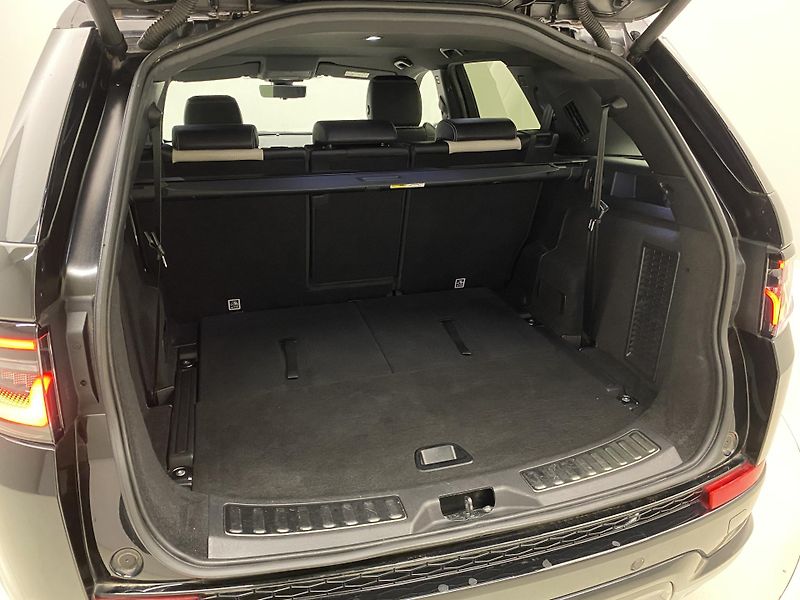 Land Rover Discovery Sport D180 R-DYNAMIC S AWD AUT 7míst - fotka 6 z 42
