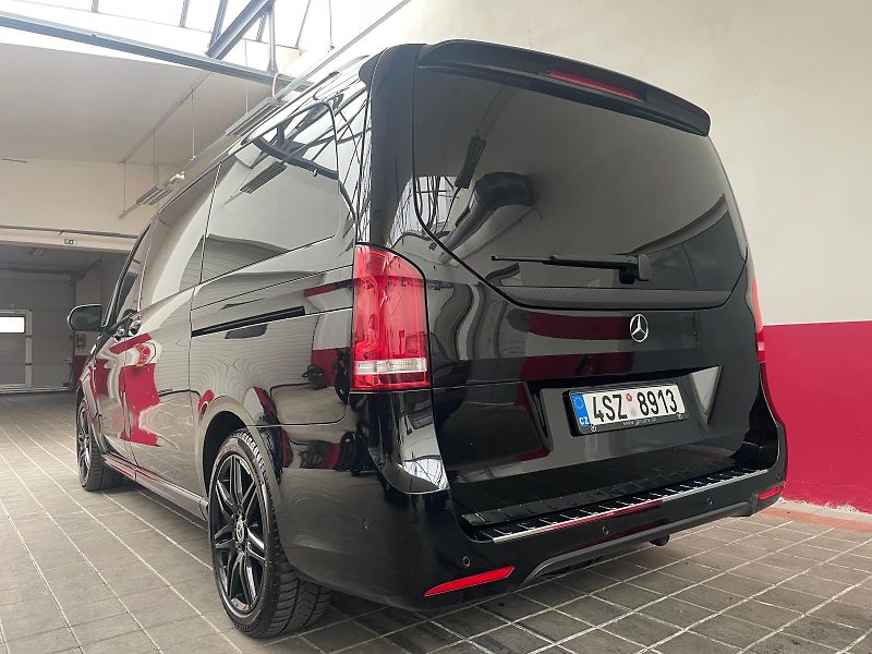 Mercedes-Benz Třídy V 250 d Exclusive , AMG, 4 MATIC - fotka 4 z 27