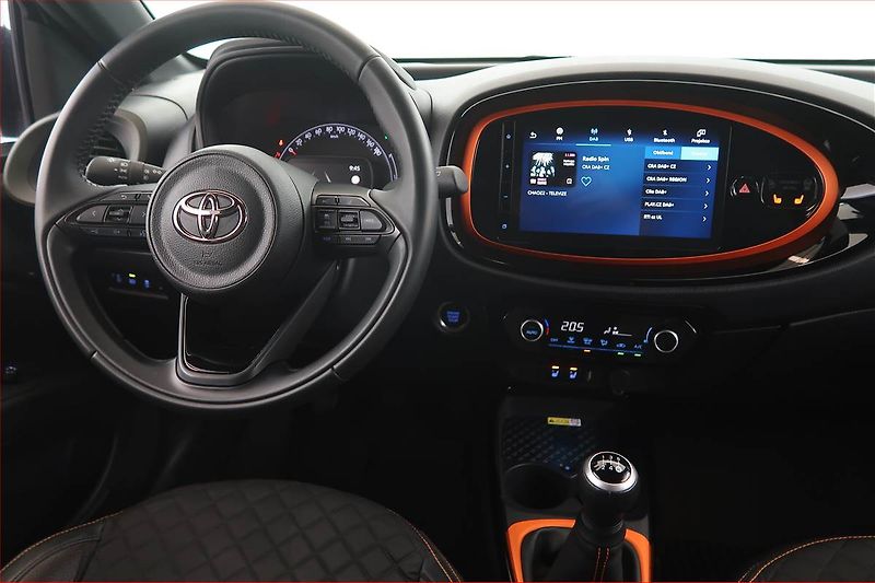 Toyota Aygo (2022) 1.0 VVT-i, ČR,1.maj - fotka 7 z 17