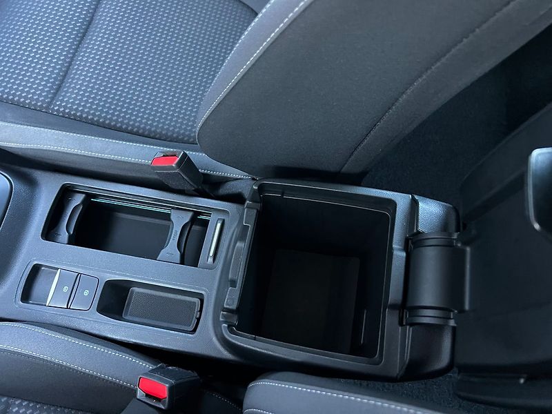 Ford Focus (2021) 1.0 EcoBoost-P.KAMERA - fotka 33 z 49