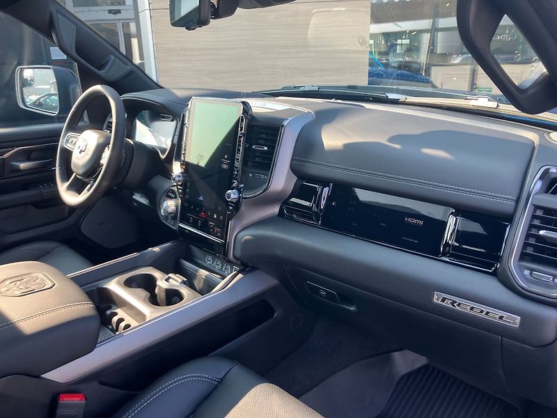 Dodge RAM 3.0 I6 426k REBEL PREMIUM EDIT - fotka 50 z 78