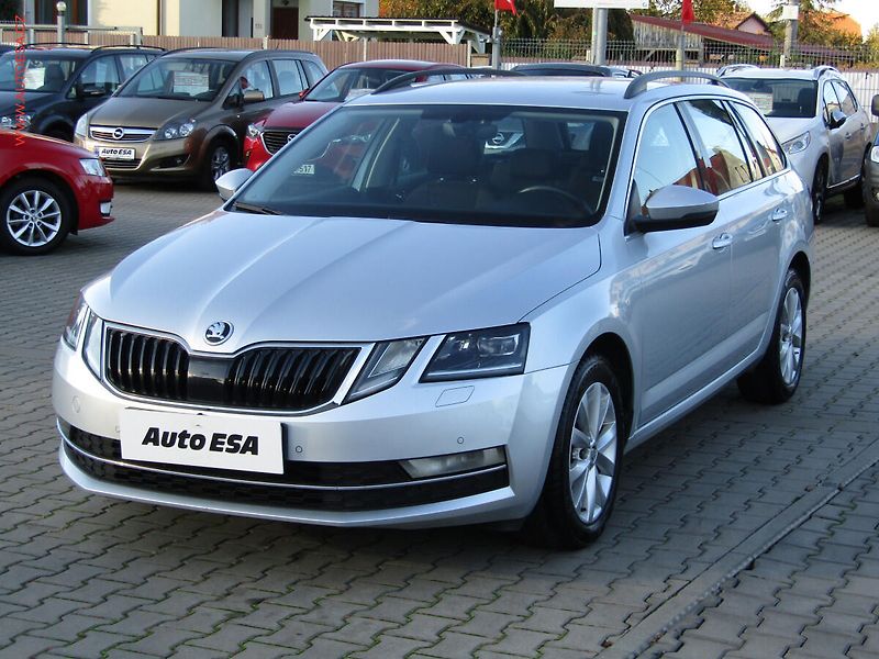 Škoda Octavia (2020) 1.6TDi, 2.maj,ČR, Style, LED - fotka 3 z 20
