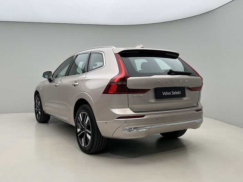 Volvo XC60 T6 AWD BRIGHT PLUS CZ 1.maj. - fotka 11 z 47