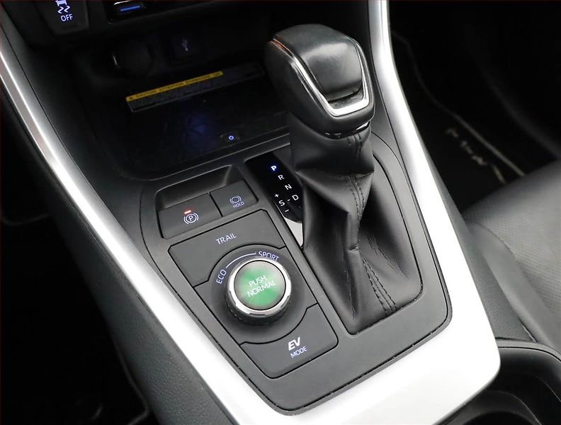 Toyota RAV4 (2020) Executive 2.5 Hybrid - fotka 11 z 20