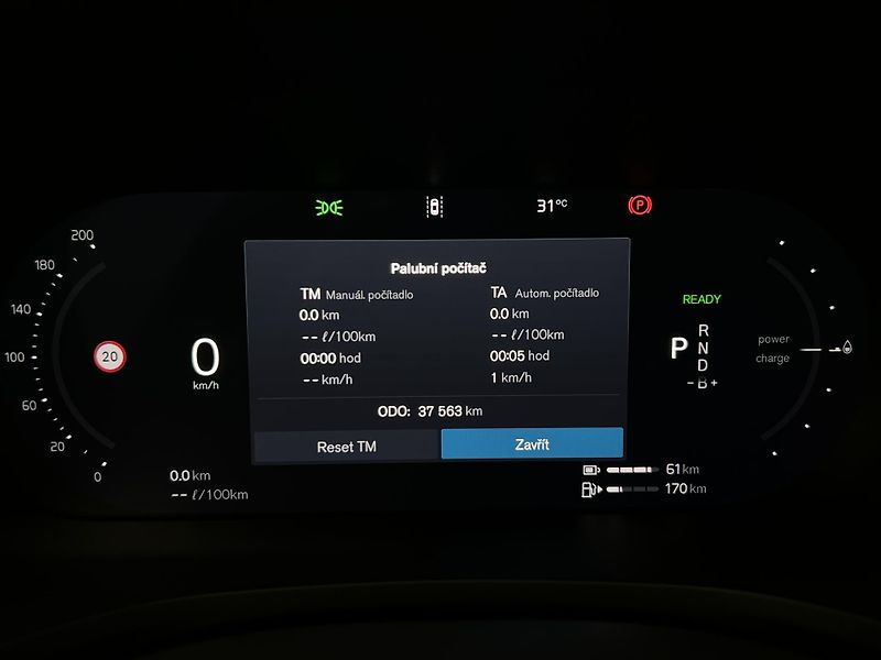 Volvo V60 T6 AWD DARK PLUS RECHARGE AUT - fotka 24 z 48