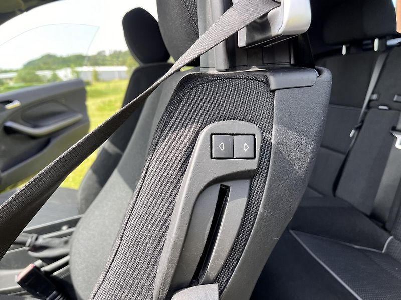 BMW Řada 3 2.0 105KW,64TKM!1MAJITEL,2xALU - fotka 32 z 50