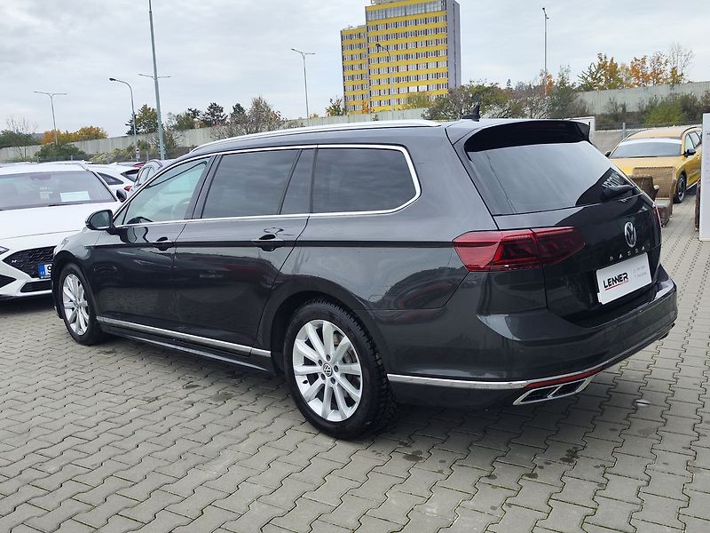 Volkswagen Passat 2.0 TDI/140kW R-Line DSG - fotka 7 z 37