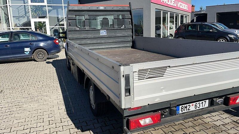 Ford Transit (2021) - fotka 3 z 10