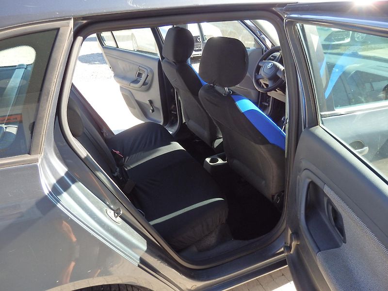 Škoda Fabia 1.2 HTP 51 kW ZÁVĚS - fotka 9 z 14