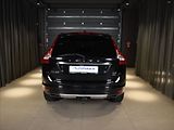 Volvo XC60 2,4 D4 SUMMUM - náhled 4