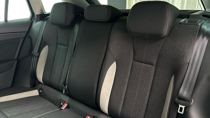 Škoda Scala 1.5 TSI DSG Style - fotka 16 z 26