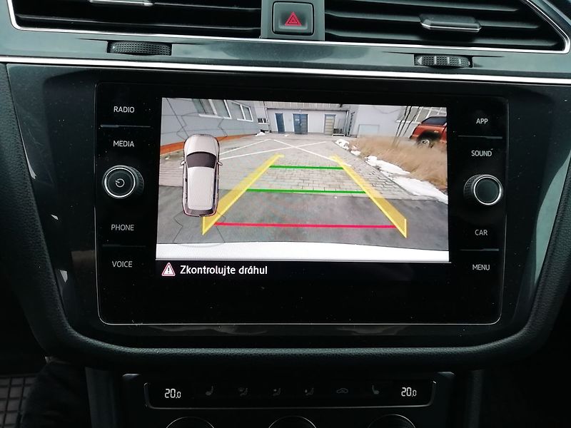 Volkswagen Tiguan Allspace 2,0 TDI DSG 4M R-Line 140kW - fotka 14 z 20